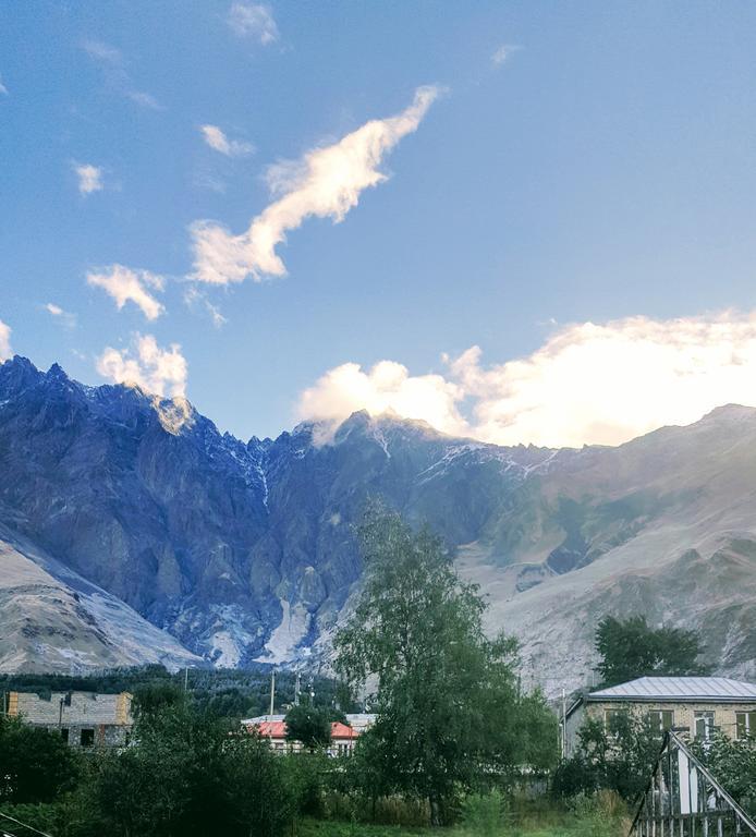 Hotel Tower Kazbegi Exterior foto